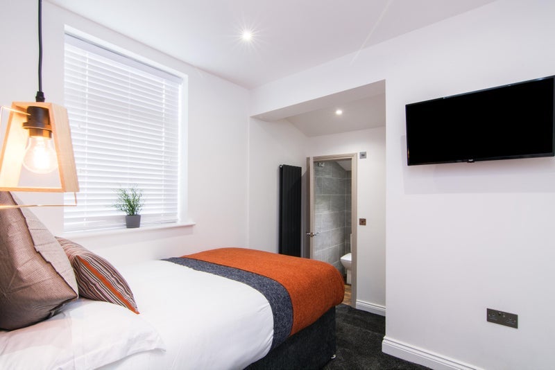 Room Imperial Road in Nottingham