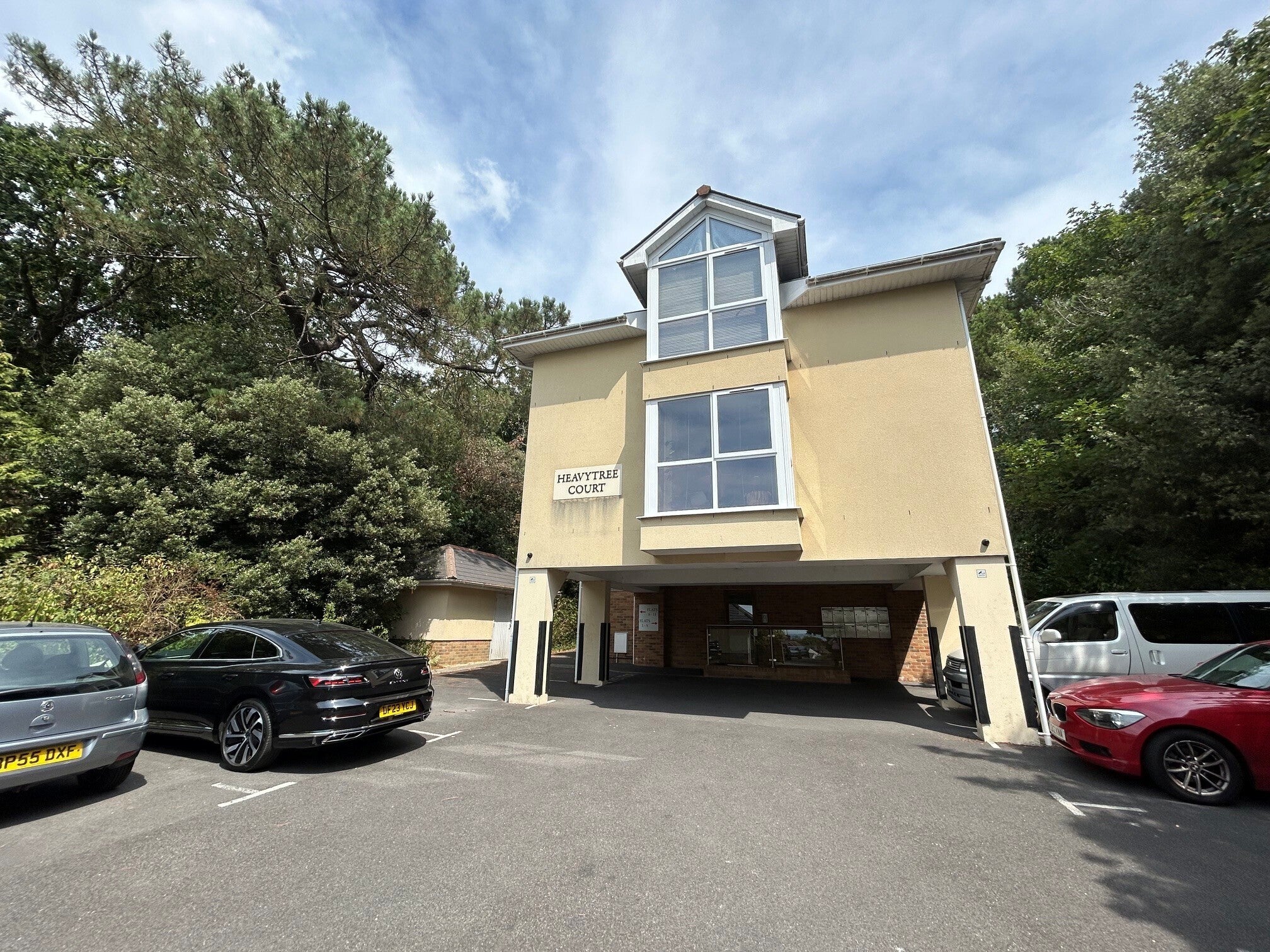 Flat Heavytree Road in Poole
