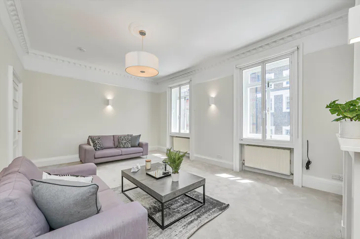 Flat Queen Anne Street in City of Westminster