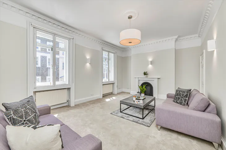 Flat Queen Anne Street in City of Westminster