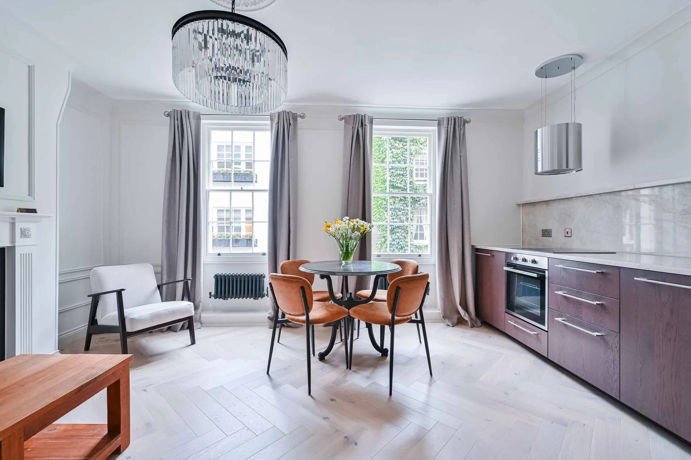 Flat Thayer Street in City of Westminster