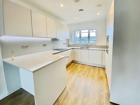 Flat Pack and Prime Lane in South Oxfordshire
