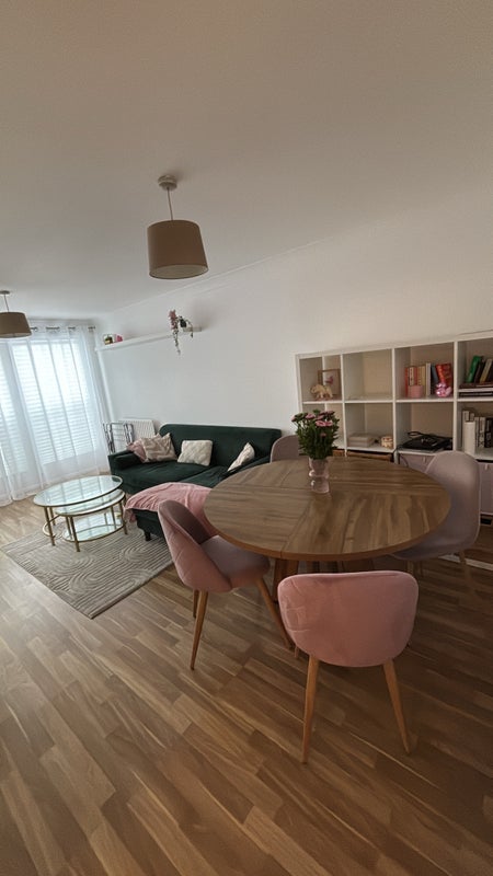 Room Essex Road in Greater London