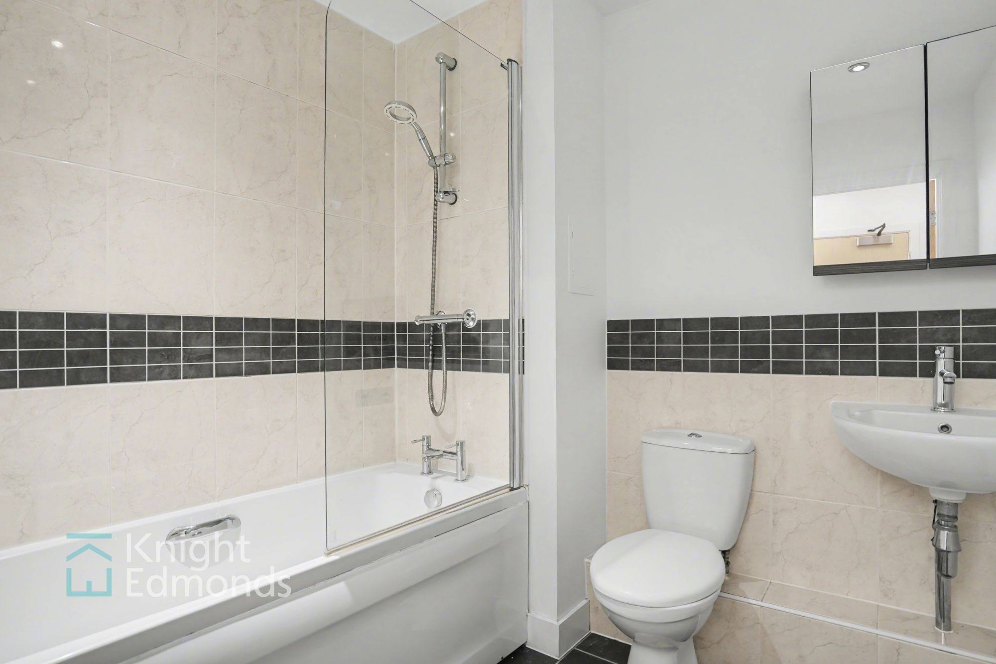 Flat Park Lane in Maidstone