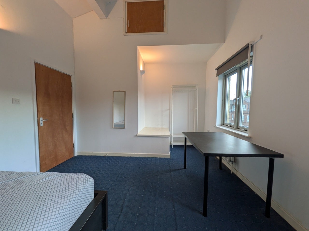 Room Pomeroy Street in Greater London