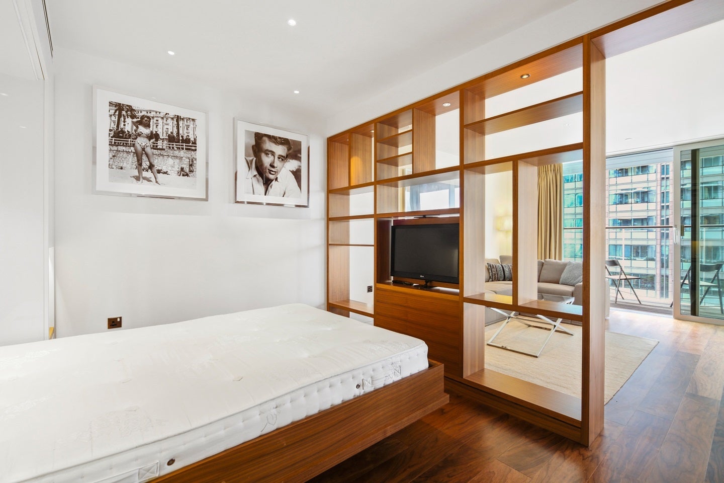 Flat Moor Lane in City of London