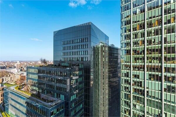 Flat Moor Lane in City of London