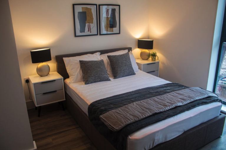 Flat Langworthy Road in Salford
