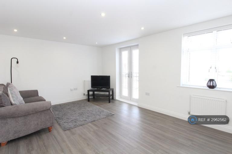 Flat Manchester Drive in Southend-on-Sea