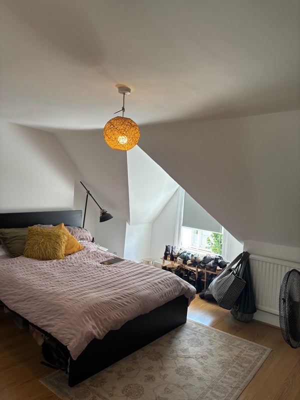 Room Waterlow Road in Greater London
