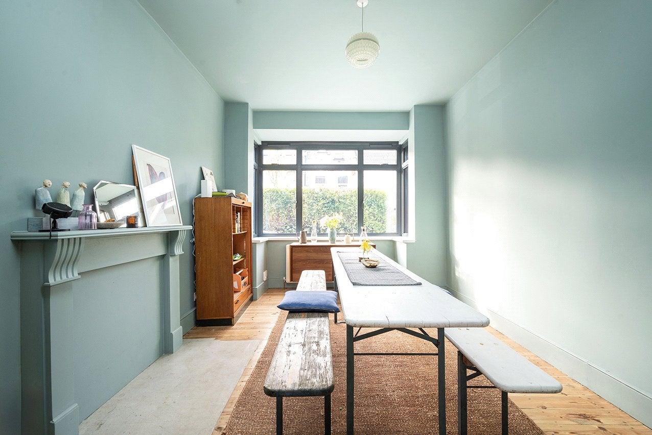 House Gordon Road in Greater London