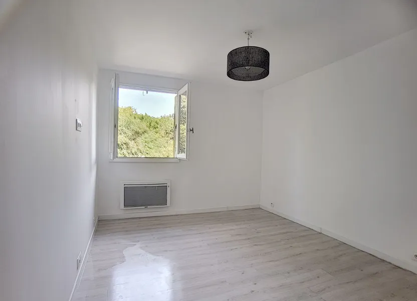 Appartement Boulevard Guillaume Apollinaire à Antibes