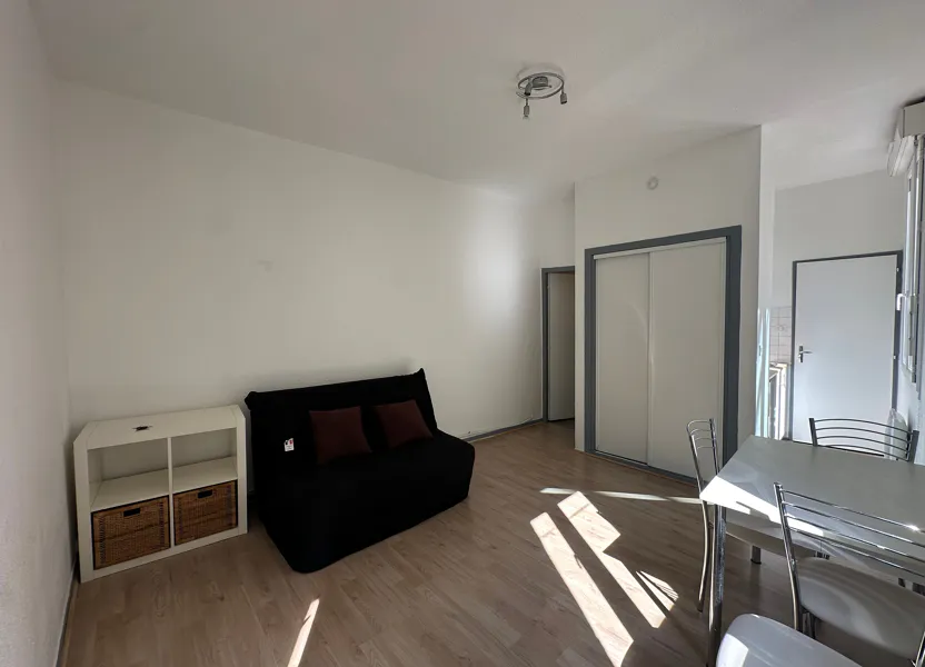 Appartement Promenade de la Cité Mondiale à Bordeaux