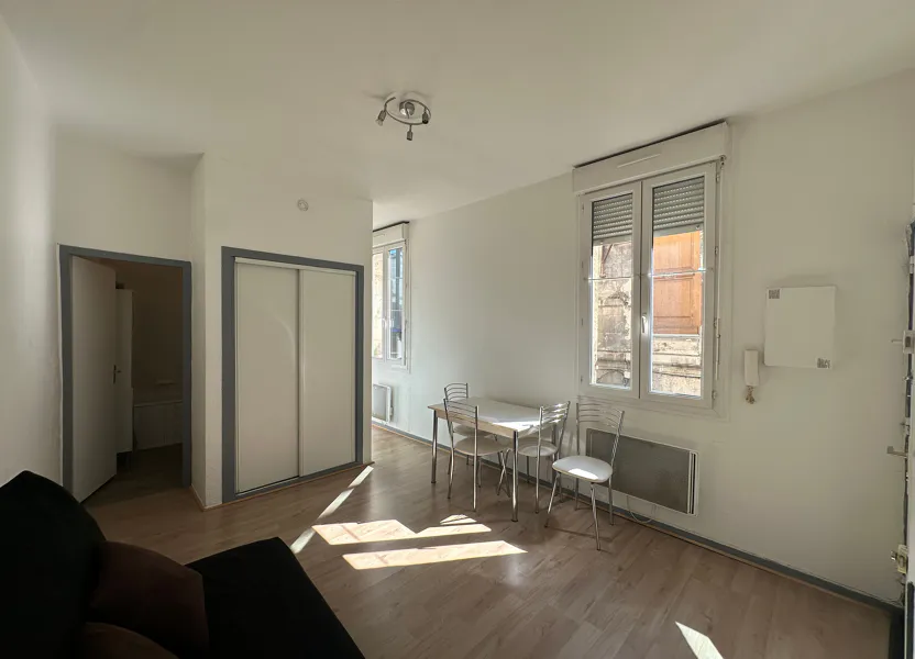 Appartement Promenade de la Cité Mondiale à Bordeaux