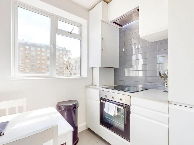 Flat Robert Street in Greater London