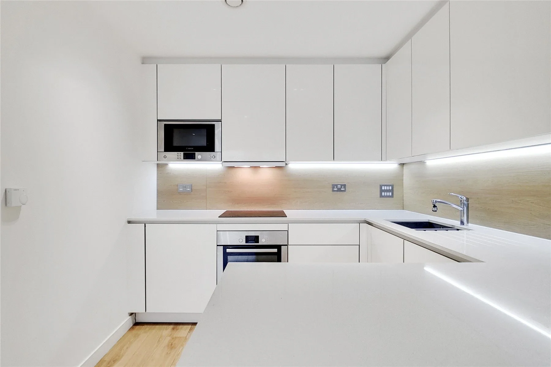 Flat Woodberry Grove in Greater London