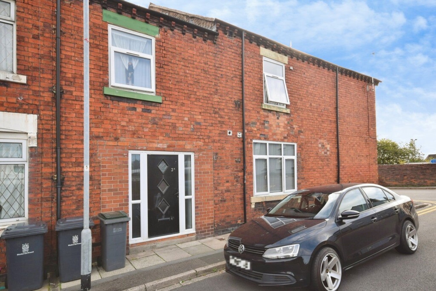 Flat Baddeley Street in Stoke-on-Trent