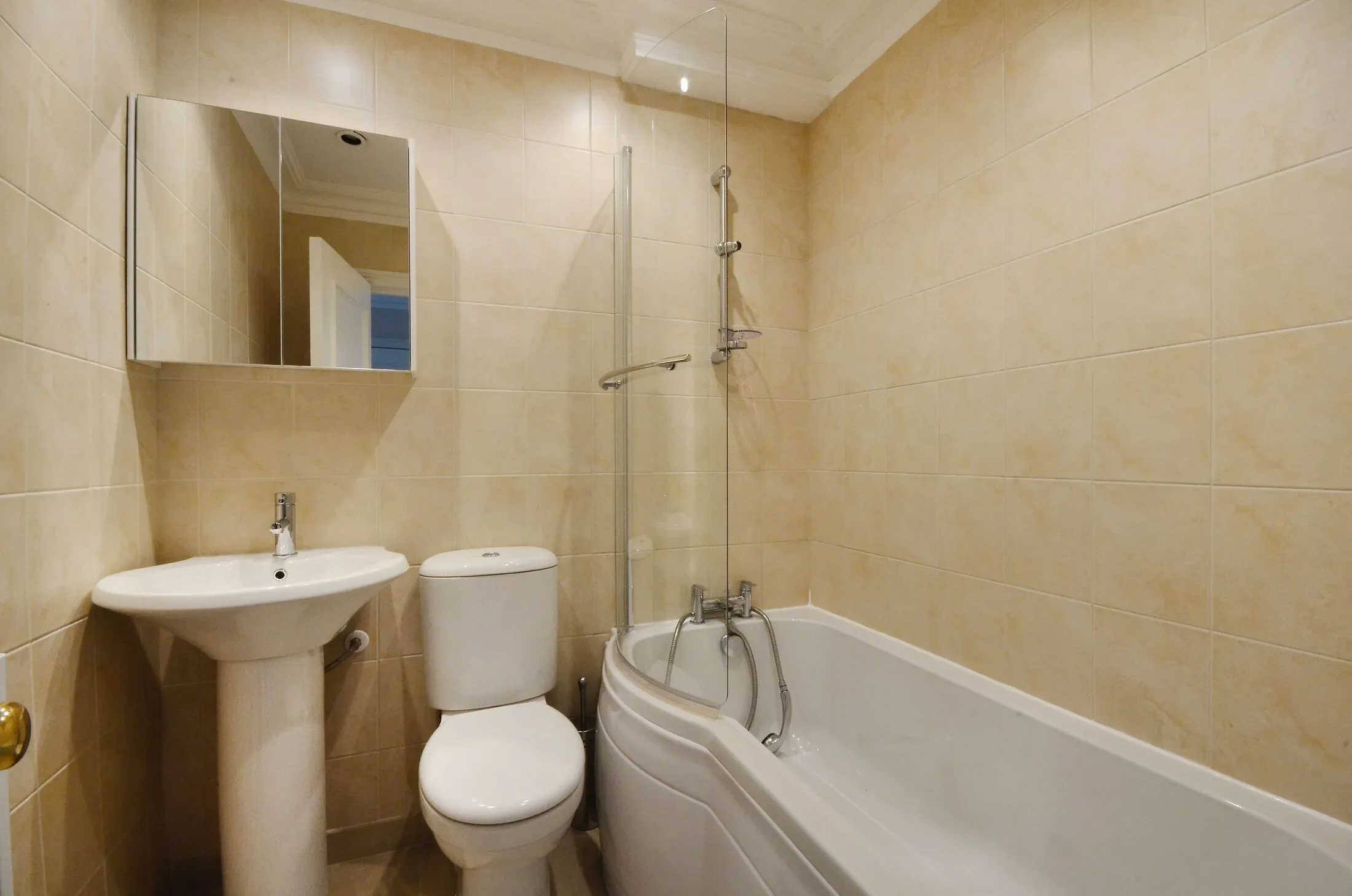 Flat Stanhope Mews East in Greater London