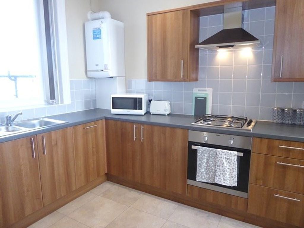 Flat Victoria Road in Barrow-in-Furness
