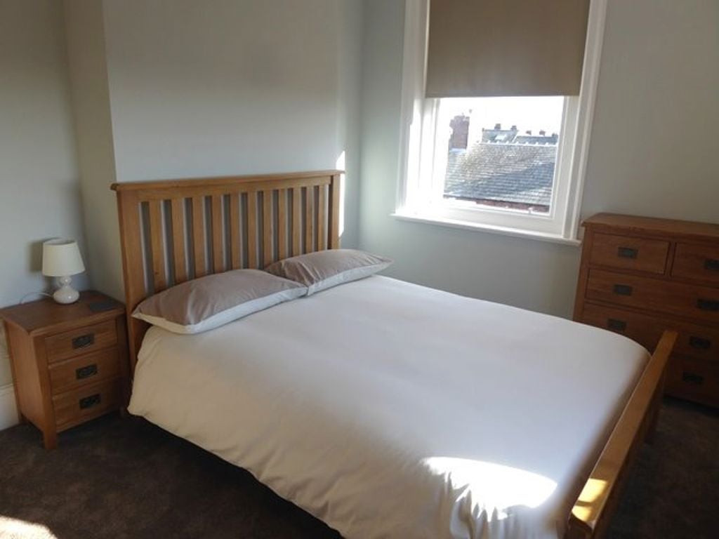 Flat Victoria Road in Barrow-in-Furness