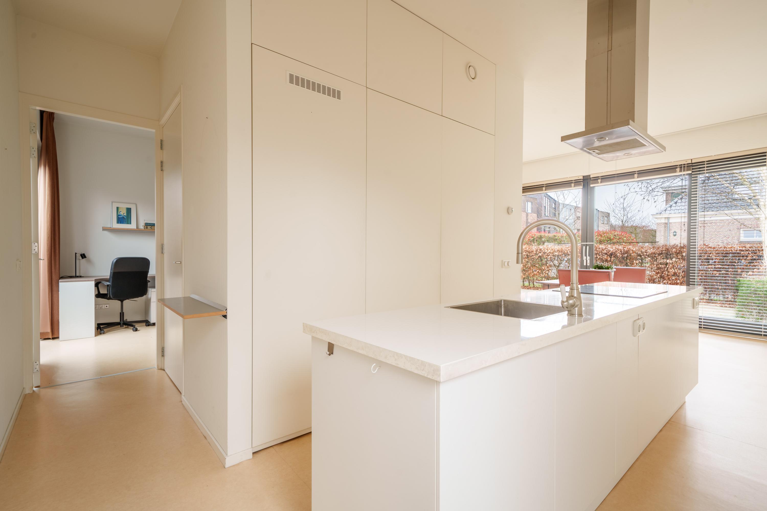 Vrijstaande woning te koop: Remusstraat 7, Almere