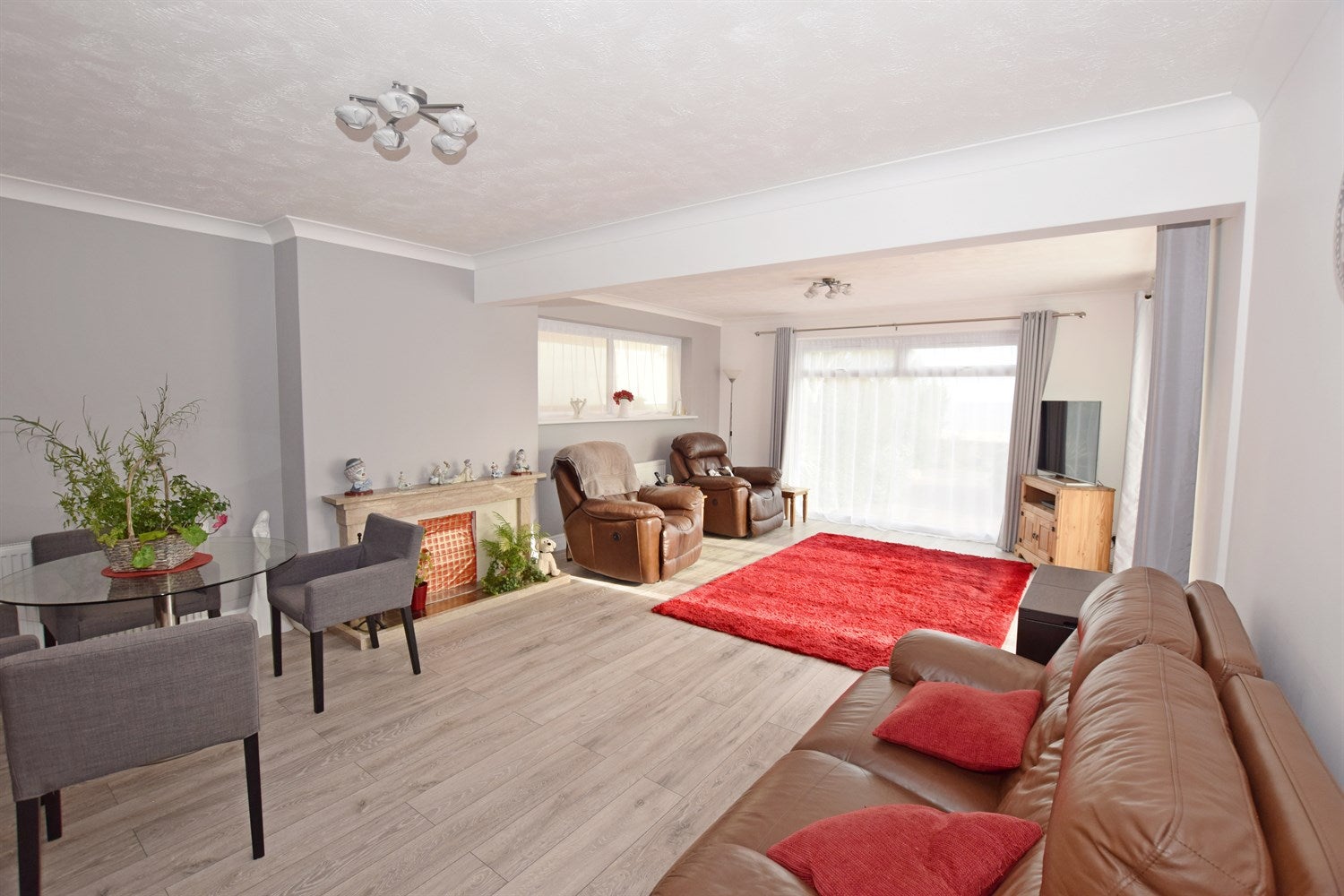 Flat Shorecroft in Arun