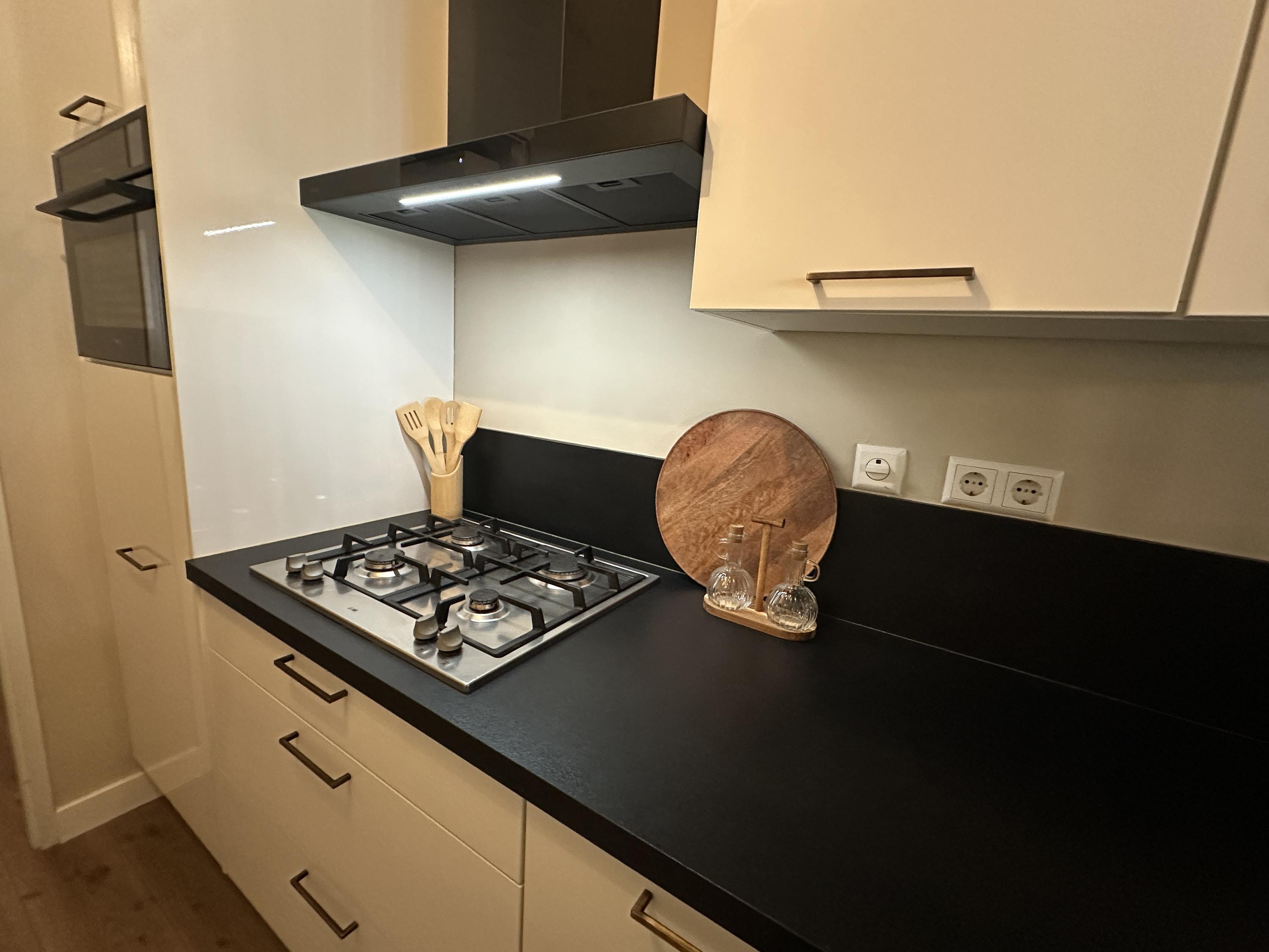 Appartement te huur: Camperstraat, Amsterdam
