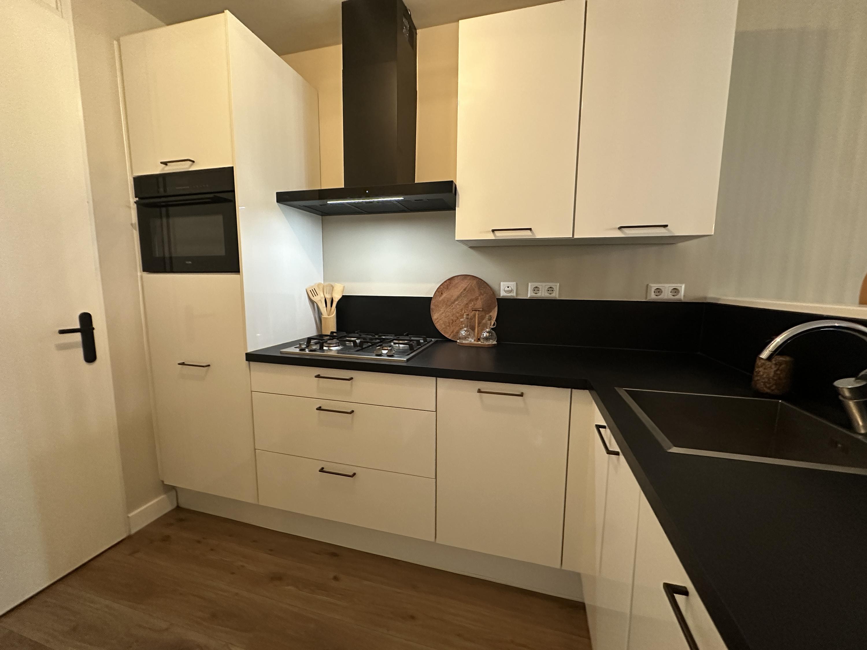 Woning te huur: Camperstraat, Amsterdam