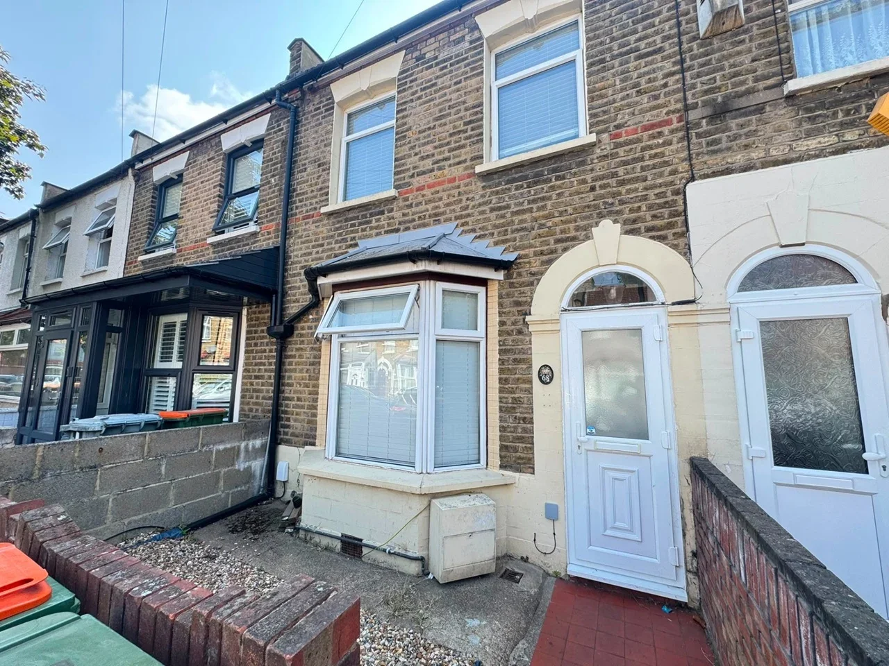 House Jedburgh Road in Greater London