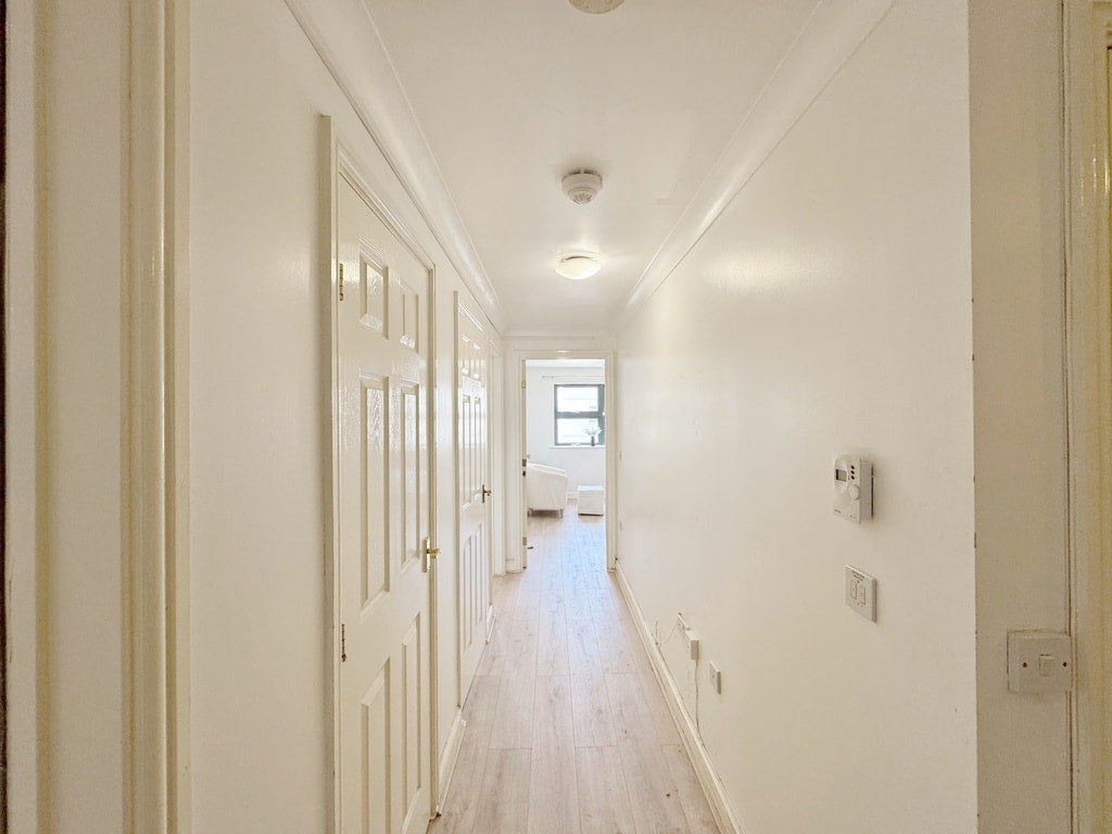 Flat Maltings Close in Greater London