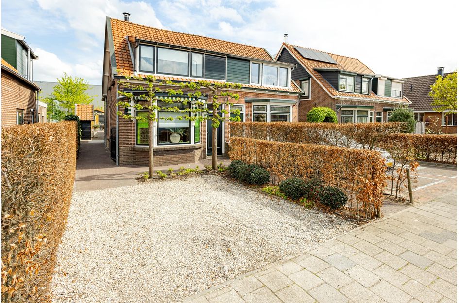 Huis Nieuweweg 37 in Hardinxveld-Giessendam
