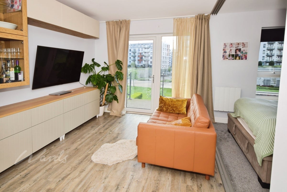 Flat Pearl Lane in Gillingham