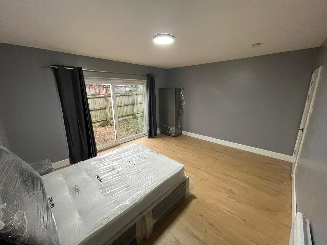 Room Biggin Close in Birmingham