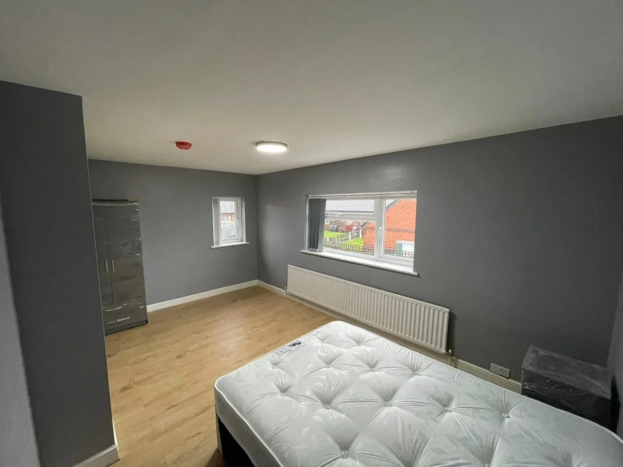 Room Biggin Close in Birmingham
