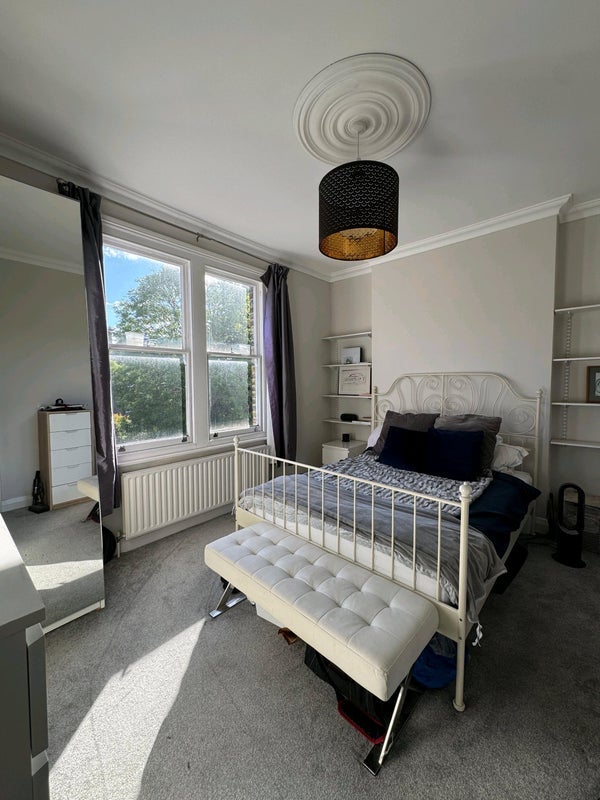 Room Bonneville Gardens in Greater London