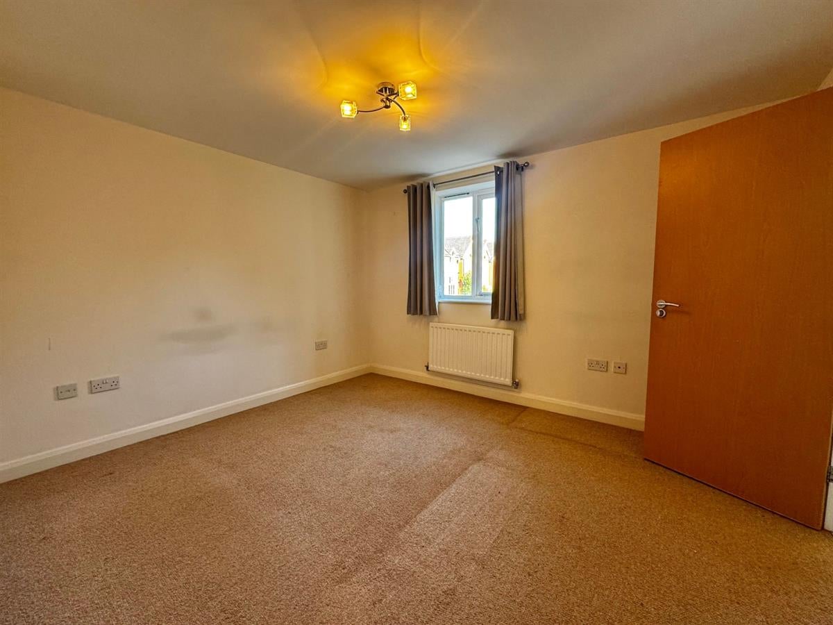 Flat George Stewart Avenue in Borough of Swale