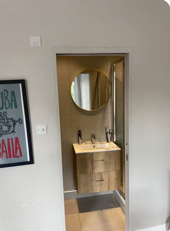 Room Malden Road in Greater London