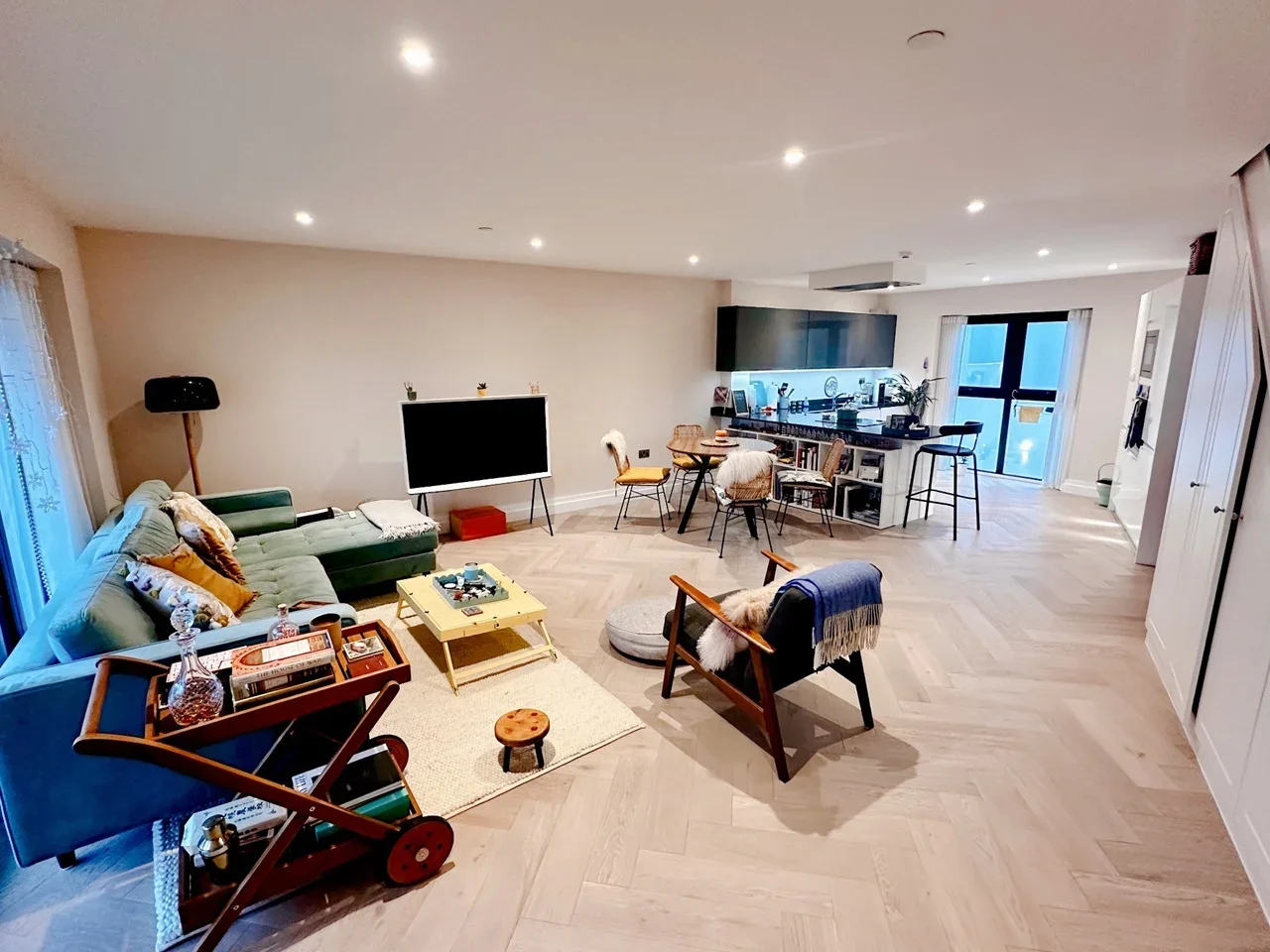 Flat Stafferton Way in Maidenhead