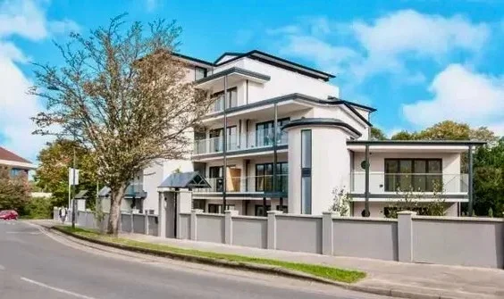 Flat Stafferton Way in Maidenhead