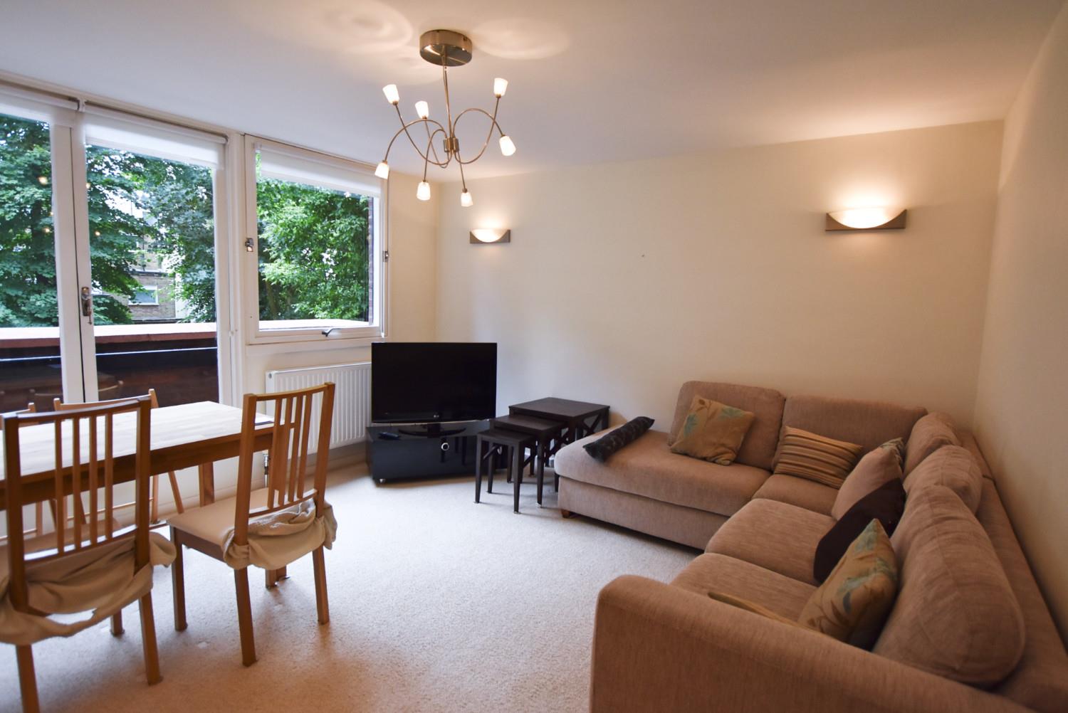Flat Britten Close in Greater London
