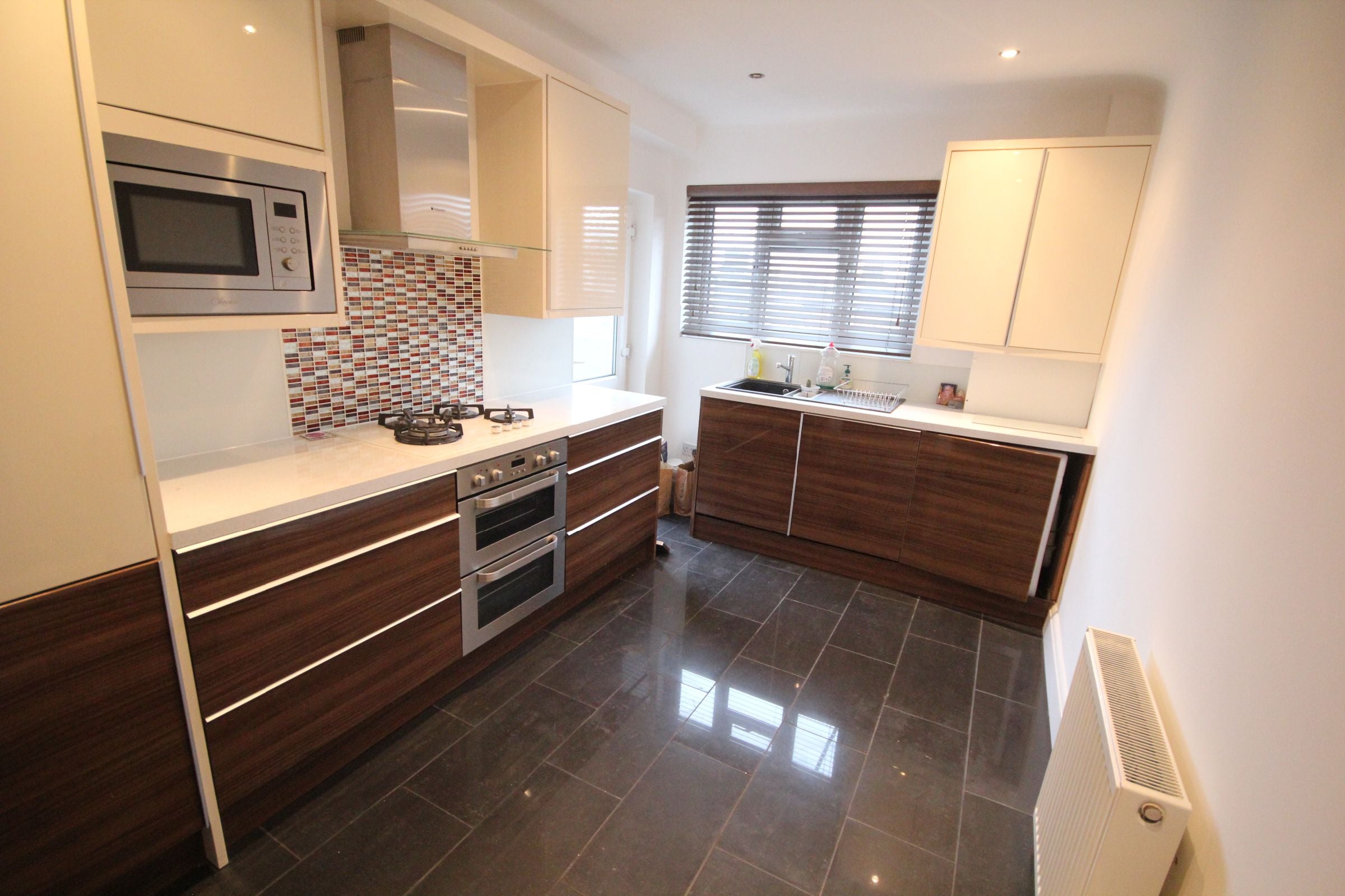 Flat Marlborough Hill in Greater London