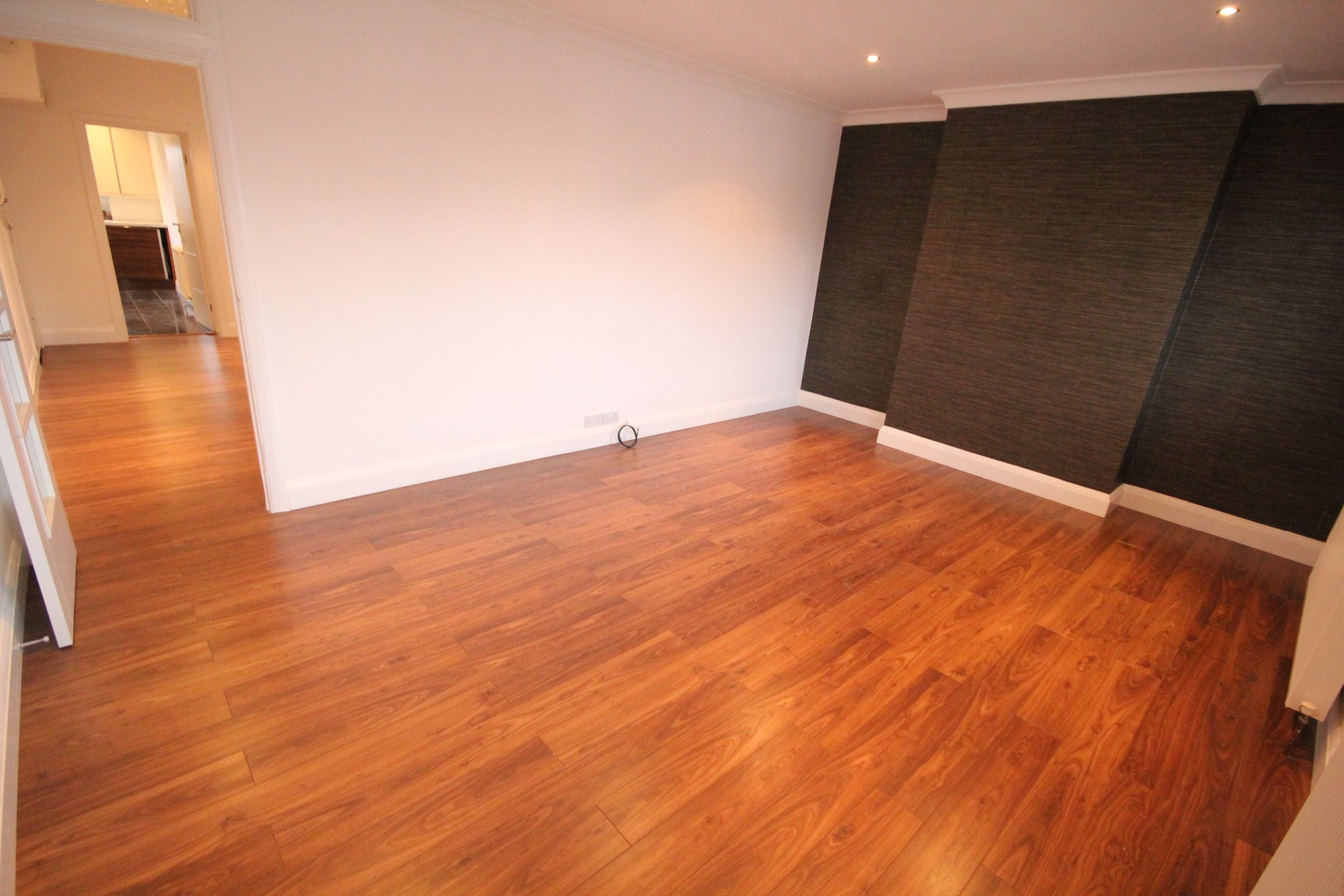 Flat Marlborough Hill in Greater London