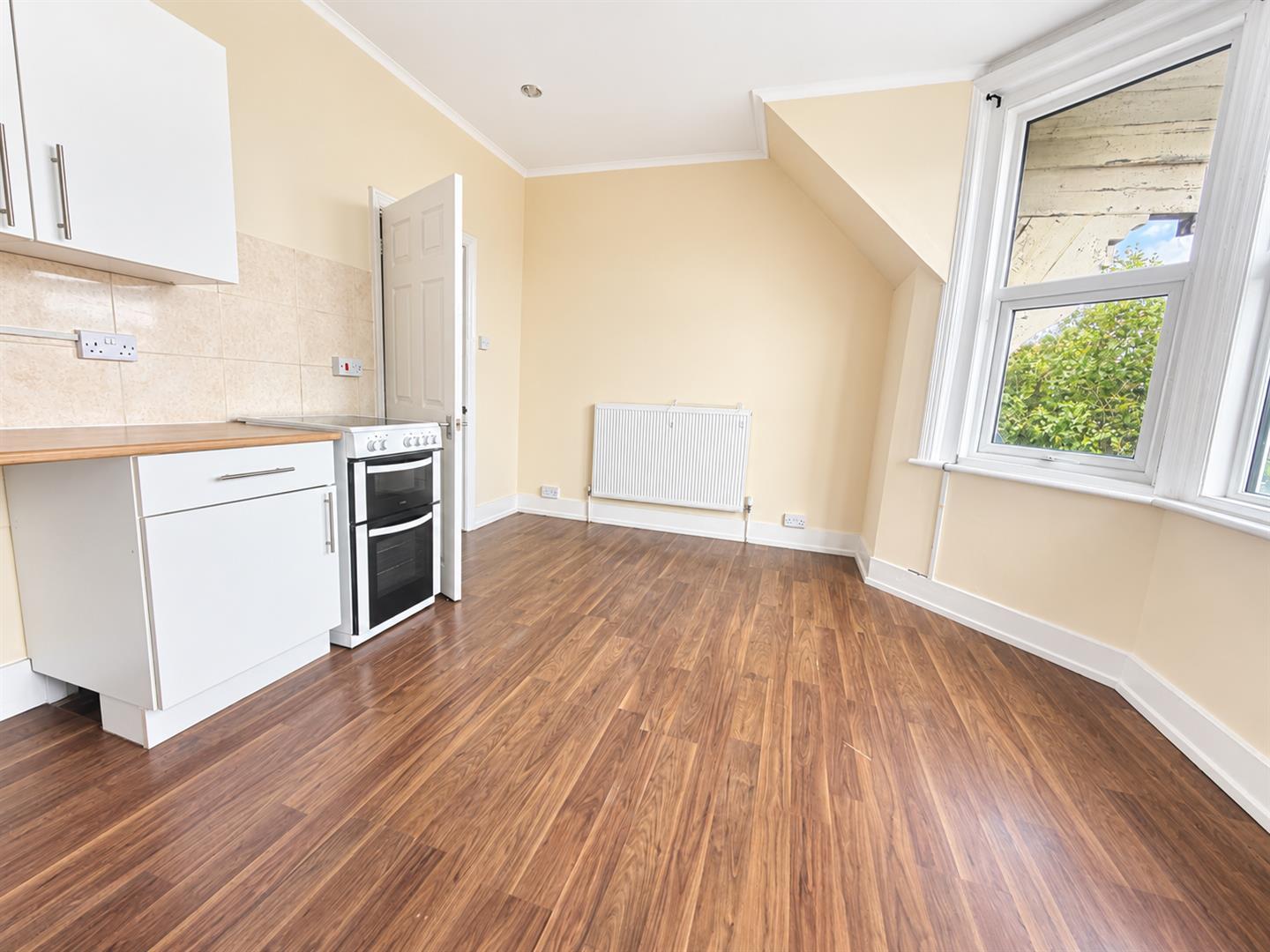 Flat Seaside in Eastbourne