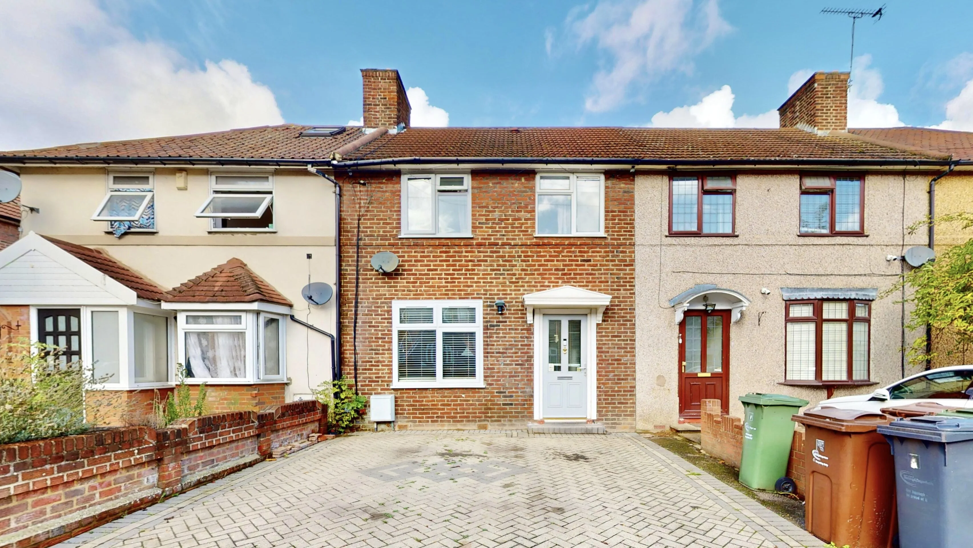 House Cartwright Road in Greater London