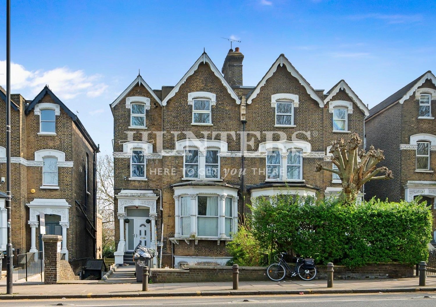 Flat Green Lanes in Greater London