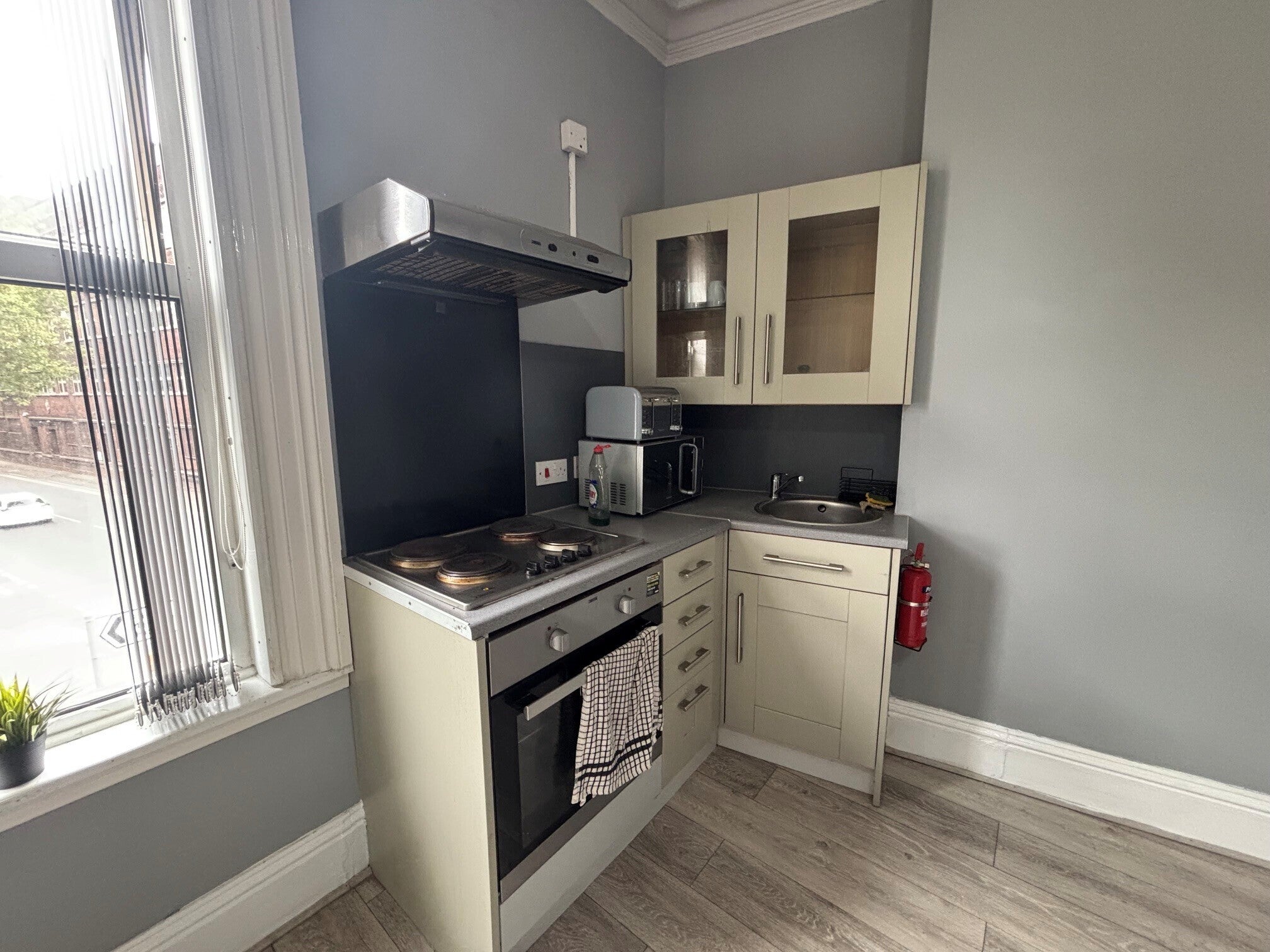 Flat Summerfield Road in Wolverhampton