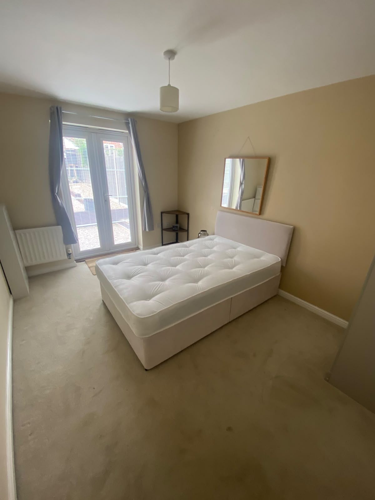 Room Deyley Way in Ashford