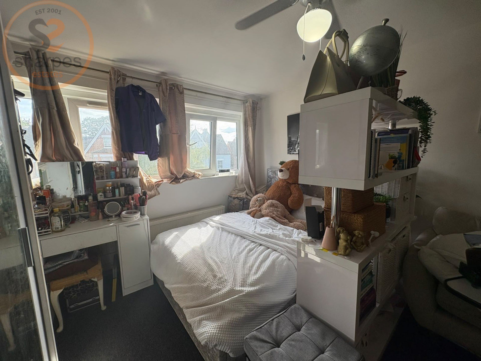 Flat Polworth Road in Greater London