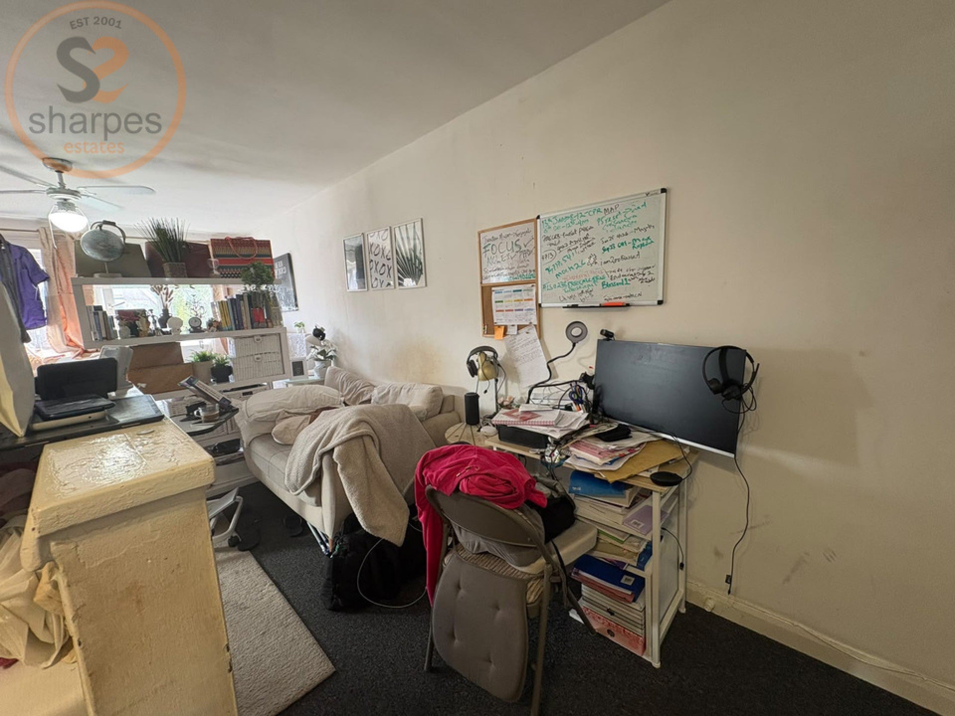 Flat Polworth Road in Greater London