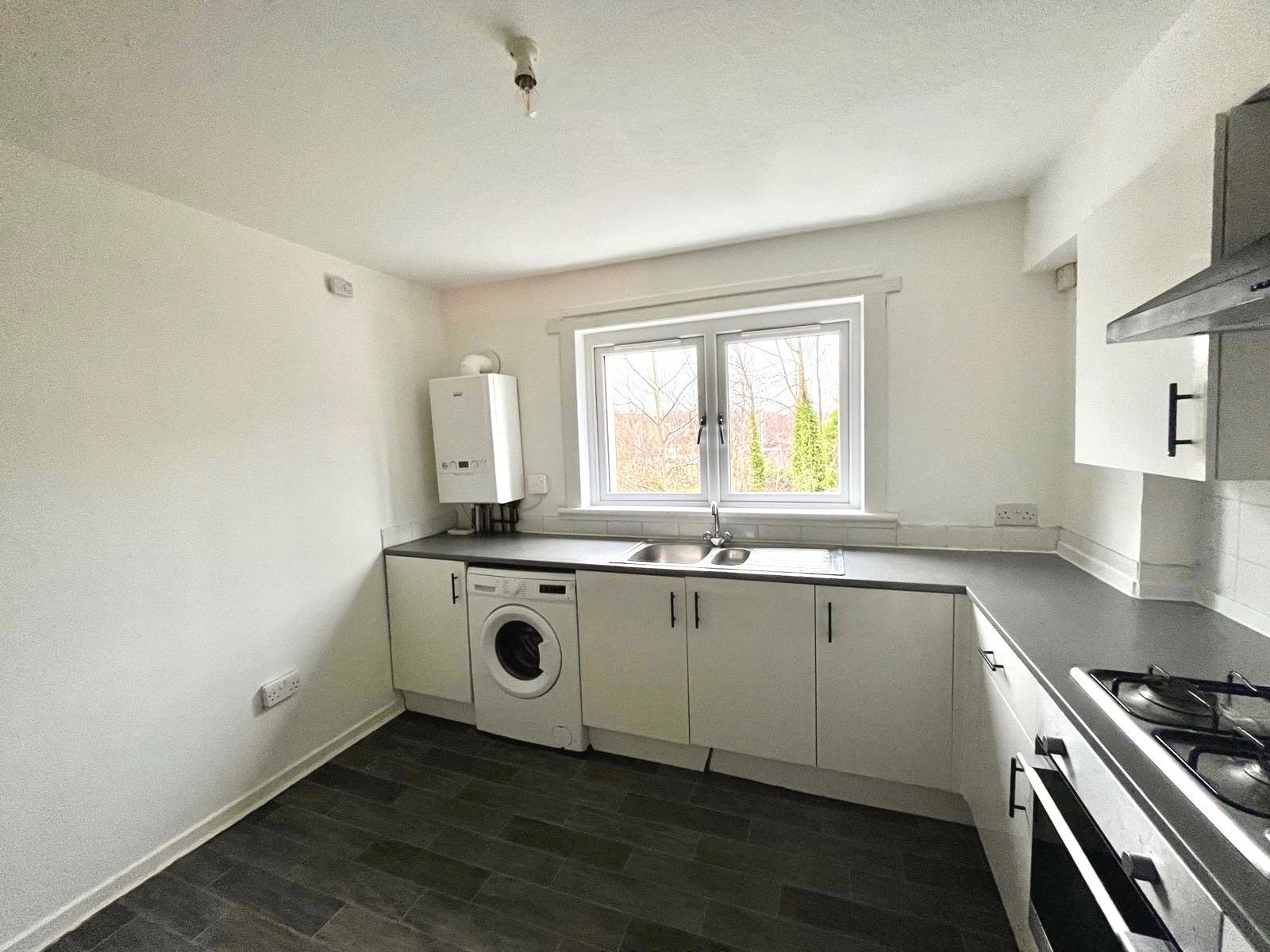 Flat Dumbryden Grove in City of Edinburgh